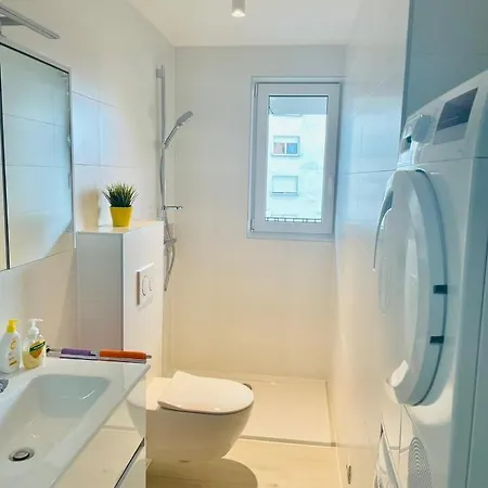 Brand New 1 Bedroom In Center With Terrace - 4a Luxembourg