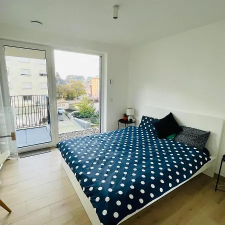 Brand New 1 Bedroom In Center With Terrace - 4a